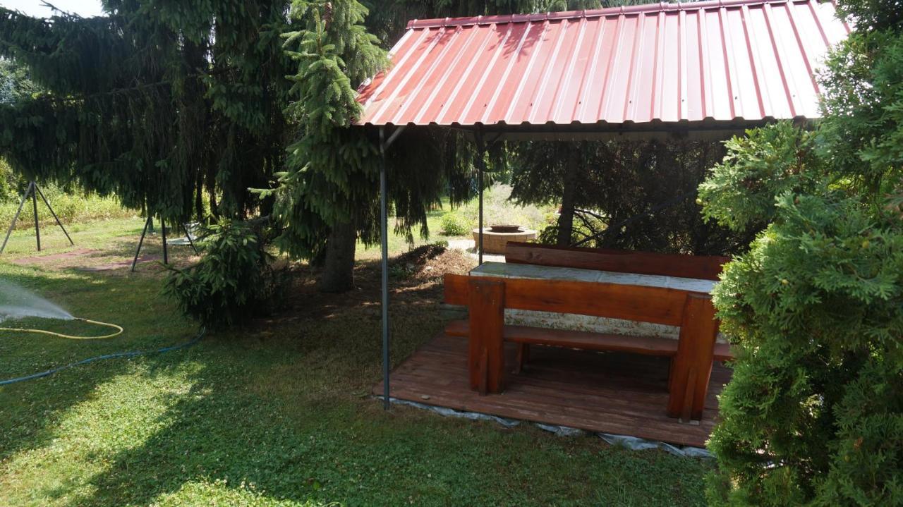 Sunny Apartman Nyiregyhaza Bagian luar foto